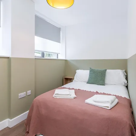 Little Potter, With Parking *