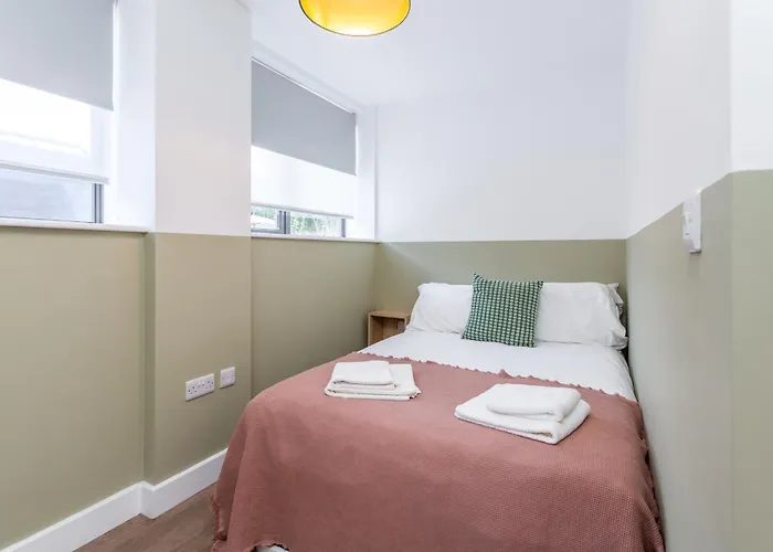 Little Potter, With Parking *