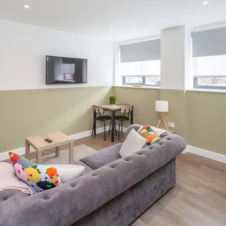 Little Potter, With Parking York