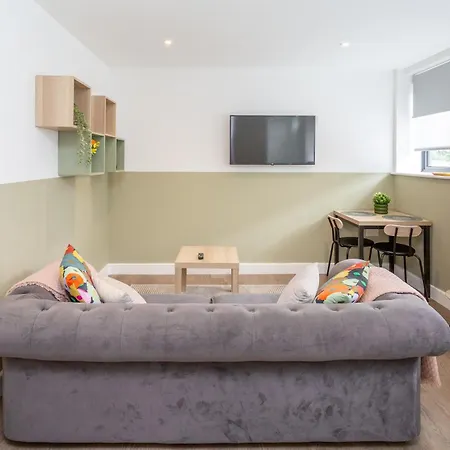 Little Potter, With Parking Appartamento York